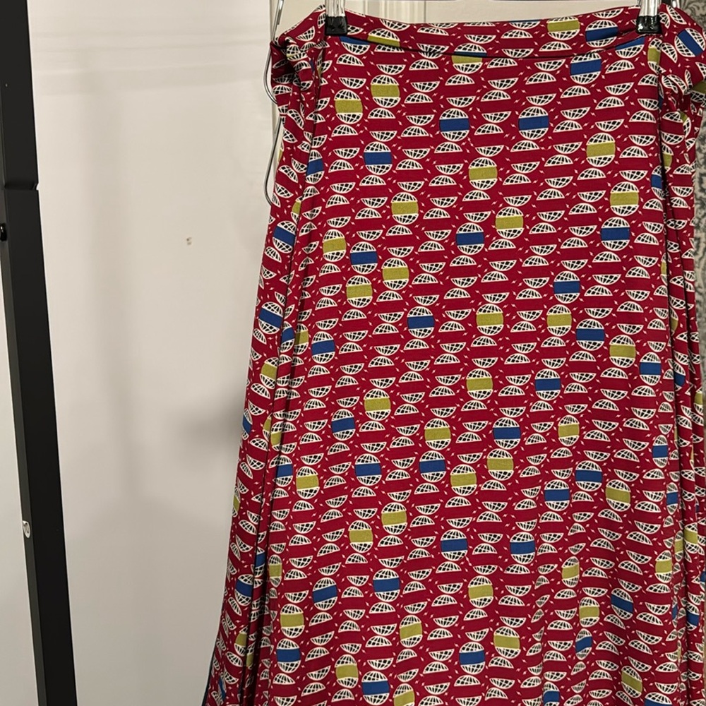 Patterned Maxi skirt